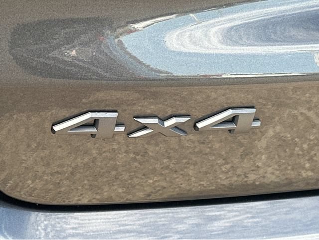 Used 2023 Jeep Compass Trailhawk AWD/4WD image 10