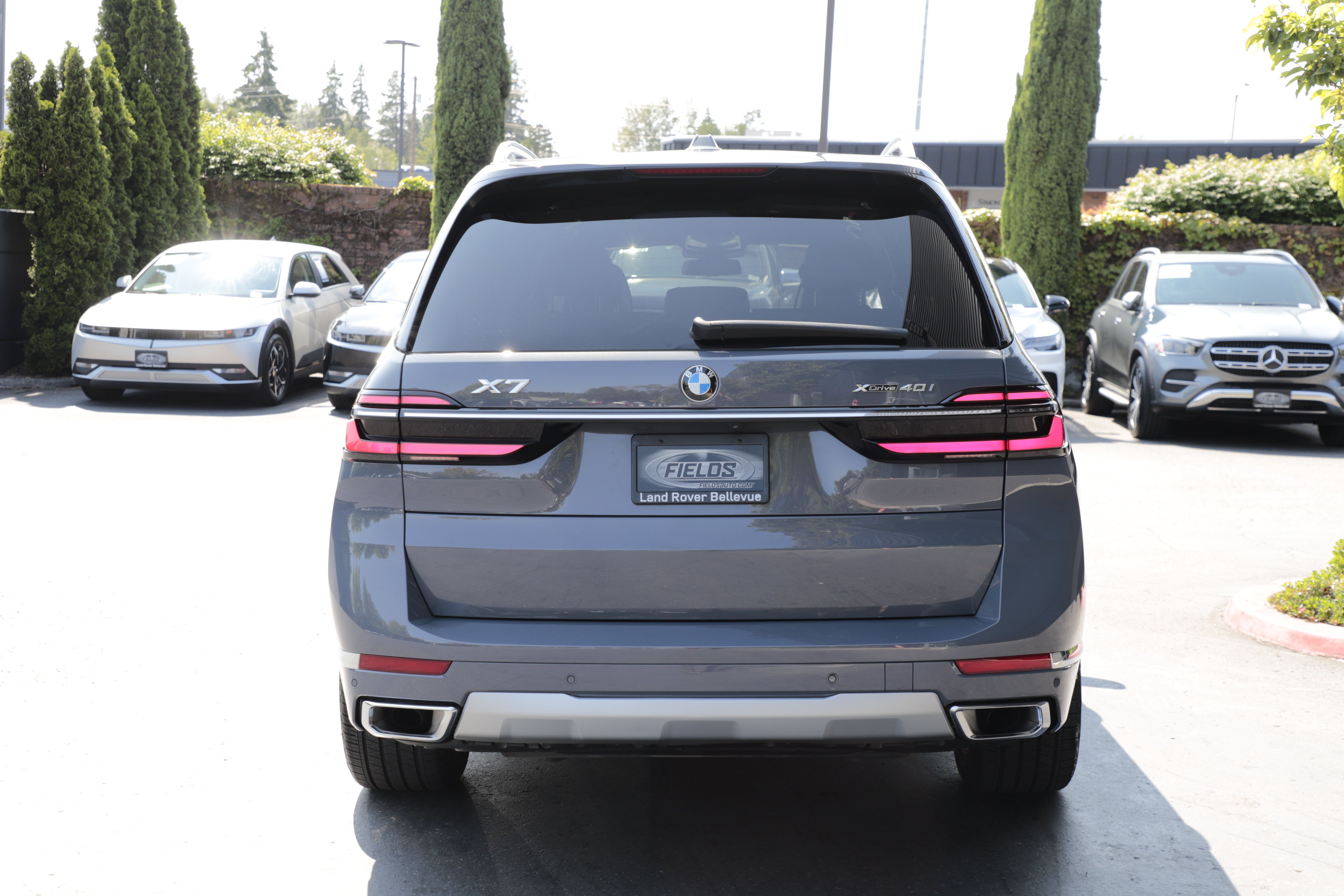 Used 2024 BMW X7 xDrive40i w/ Executive Package AWD/4WD image 5