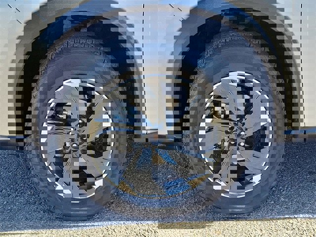 Certified 2024 Nissan Rogue SV image 33