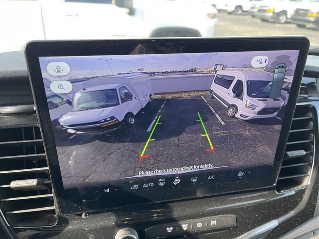 Used 2023 Ford Transit 350 XLT image 8