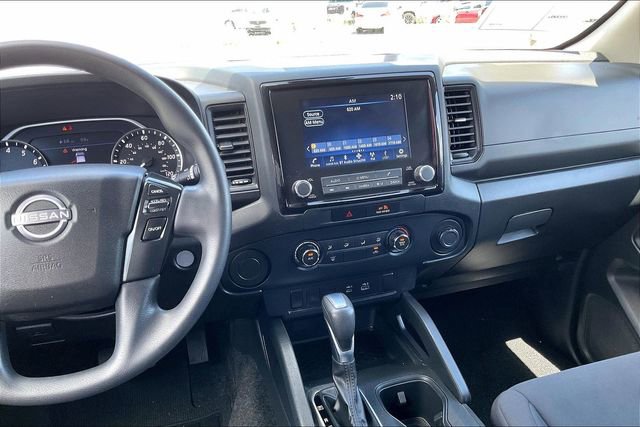 Used 2022 Nissan Frontier S RWD image 5