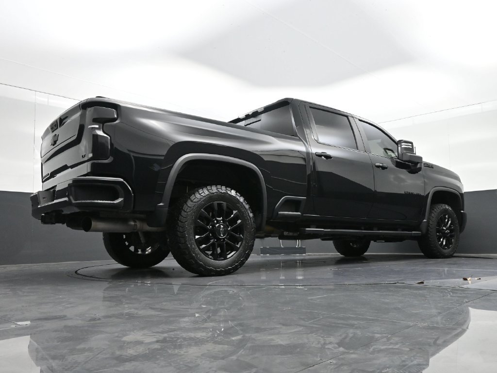 Used 2025 Chevrolet Silverado 2500 LT w/ Trail Boss Package AWD/4WD image 29