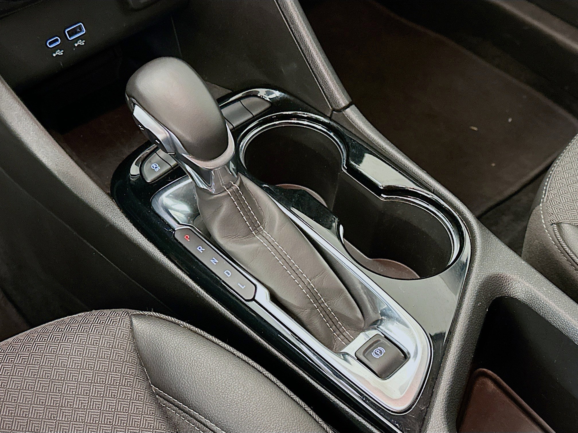 Used 2025 Buick Encore GX Preferred image 25