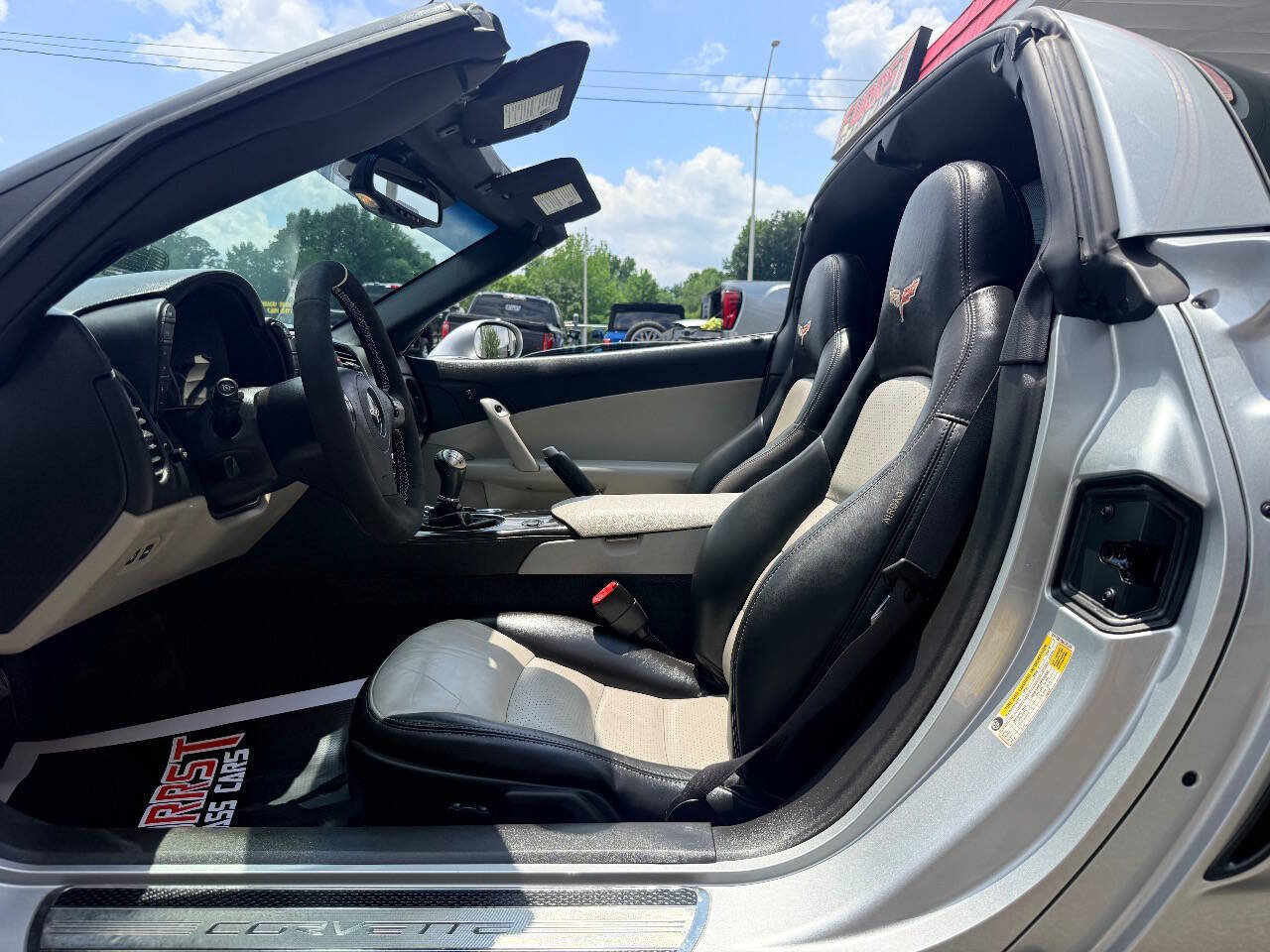 Used 2010 Chevrolet Corvette Grand Sport w/ Preferred Equipment Group RWD image 23