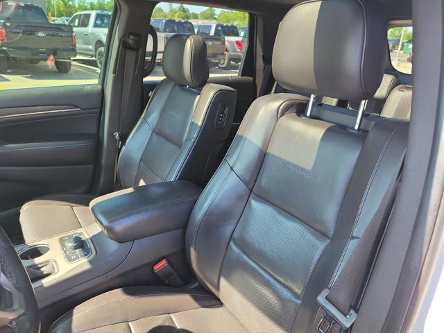 Used 2017 Jeep Grand Cherokee Summit AWD/4WD image 5