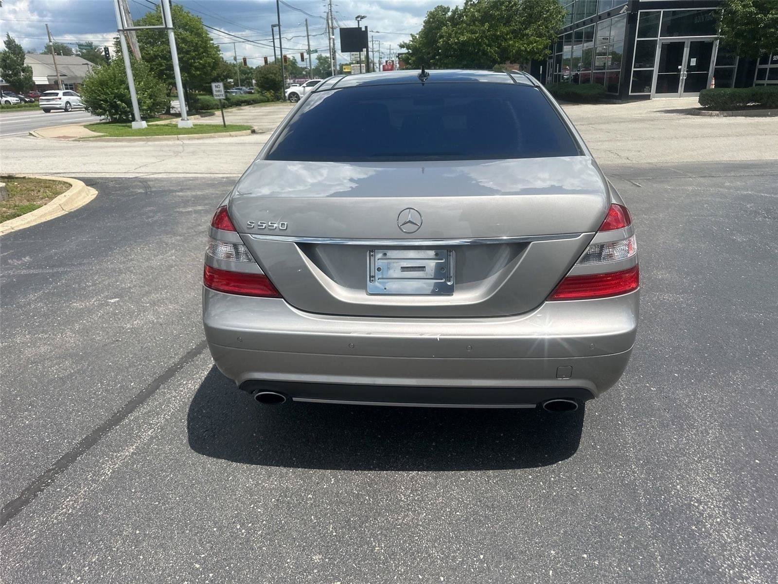Used 2008 Mercedes-Benz S 550 image 7