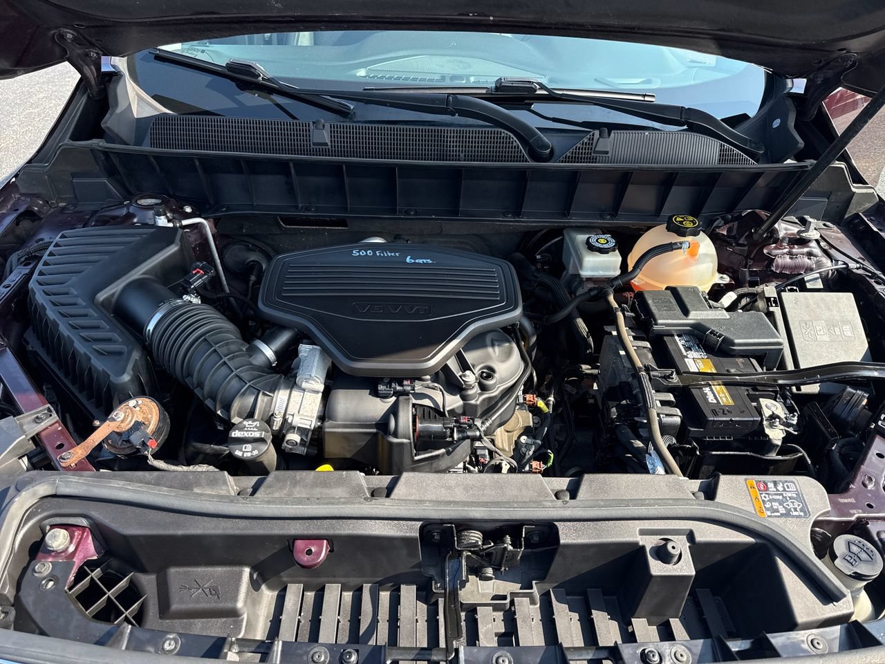 Used 2018 GMC Acadia SLT w/ LPO, Floor Liner Package FWD image 9