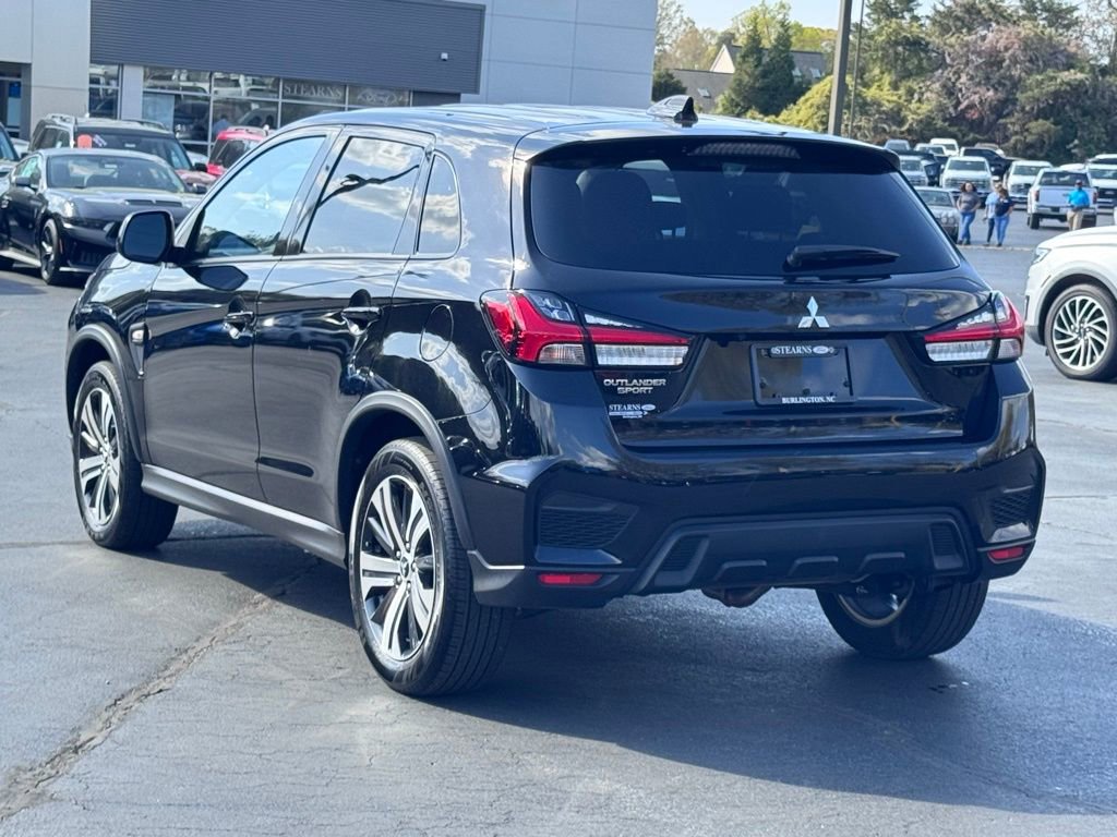 Used 2025 Mitsubishi Outlander Sport ES image 14