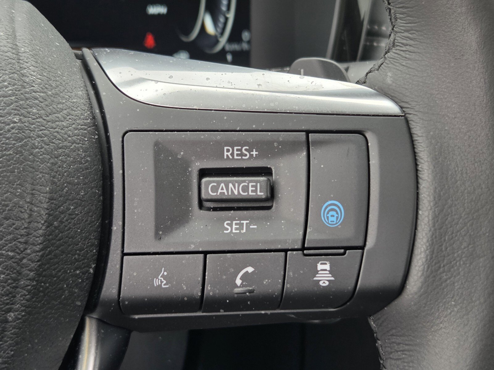 Used 2024 INFINITI QX60 Luxe AWD/4WD image 27