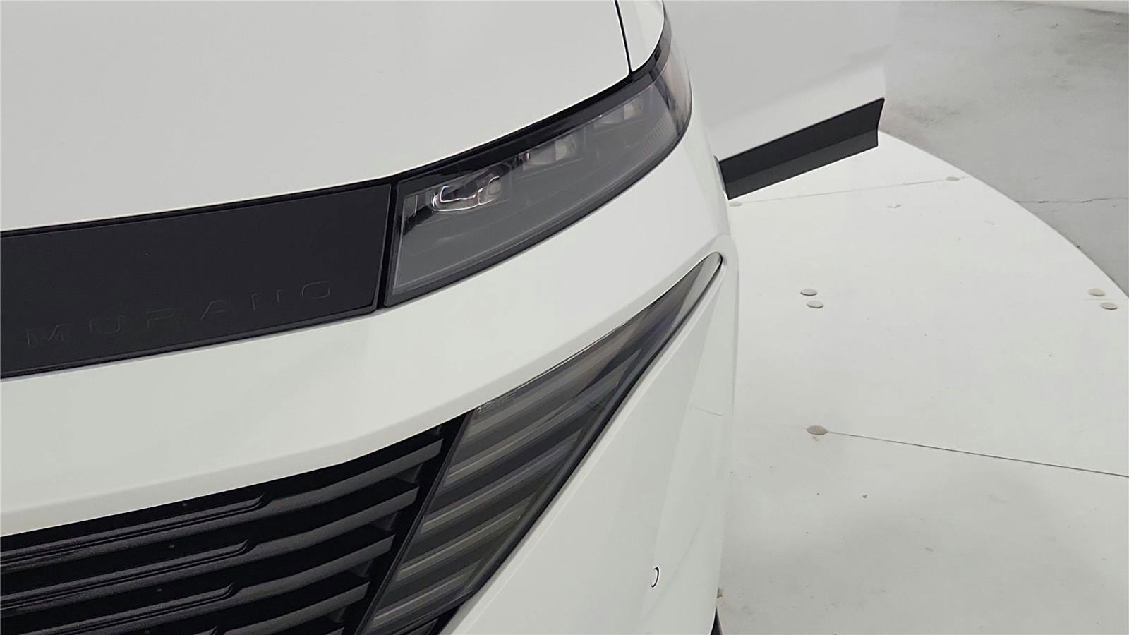 Used 2025 Nissan Murano SV image 35