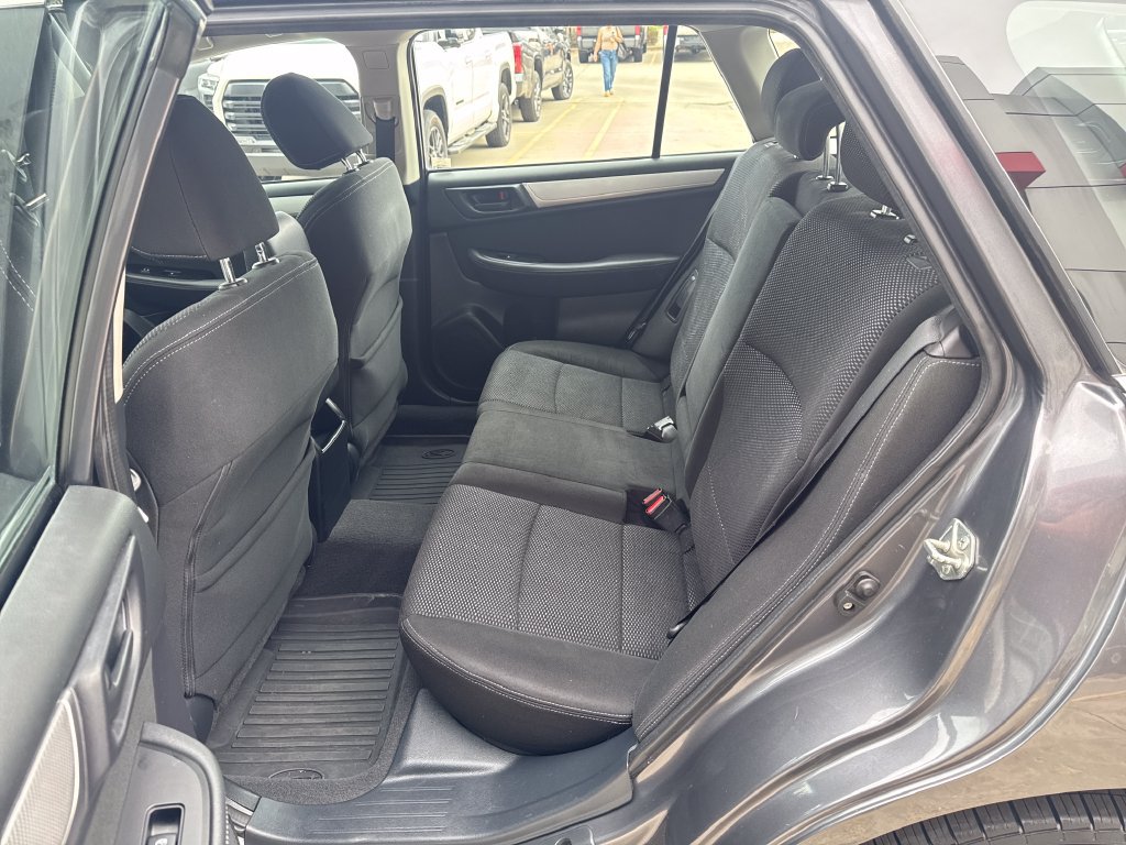 Used 2019 Subaru Outback 2.5i AWD/4WD image 25