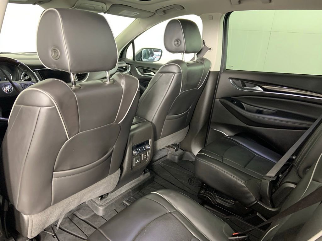 Used 2021 Buick Enclave Avenir w/ Avenir Technology Package image 24