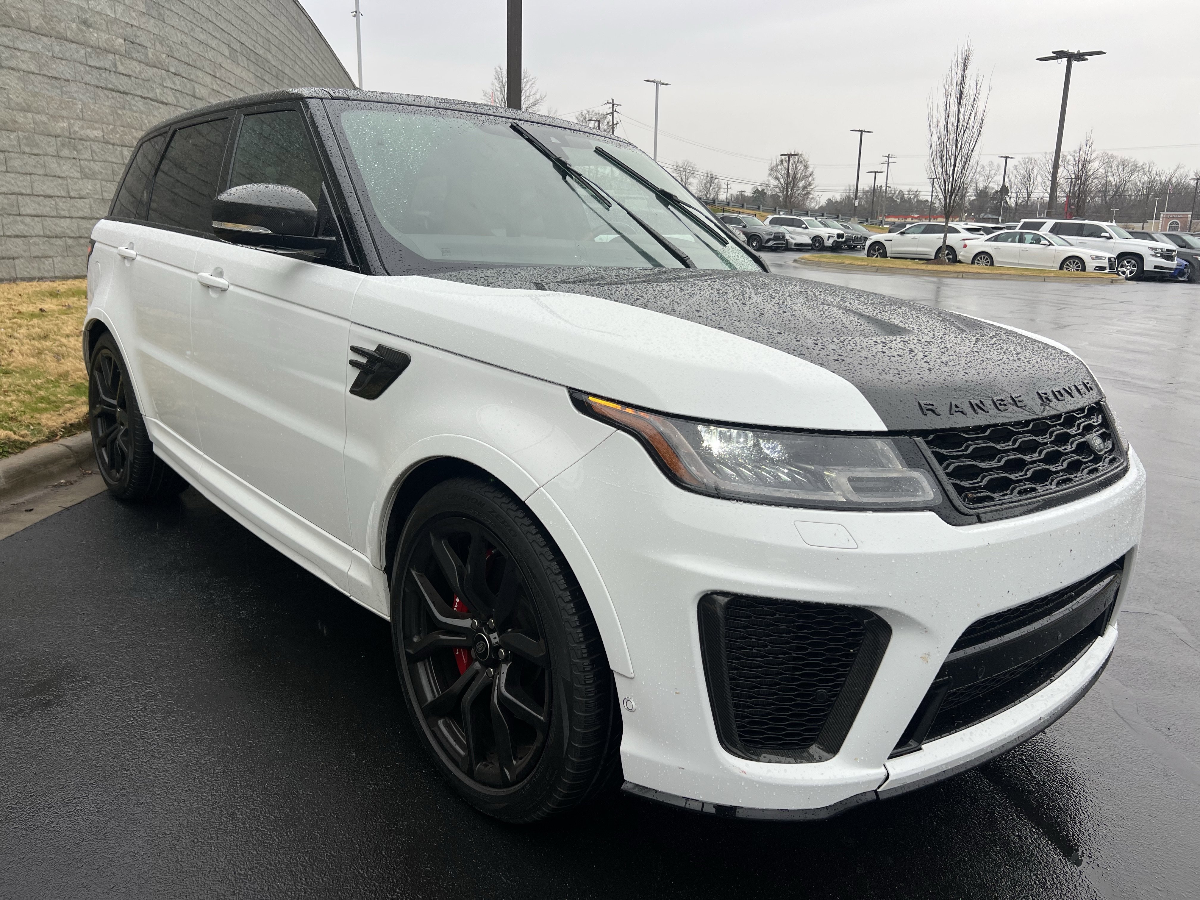 Certified 2022 Land Rover Range Rover Sport SVR image 9