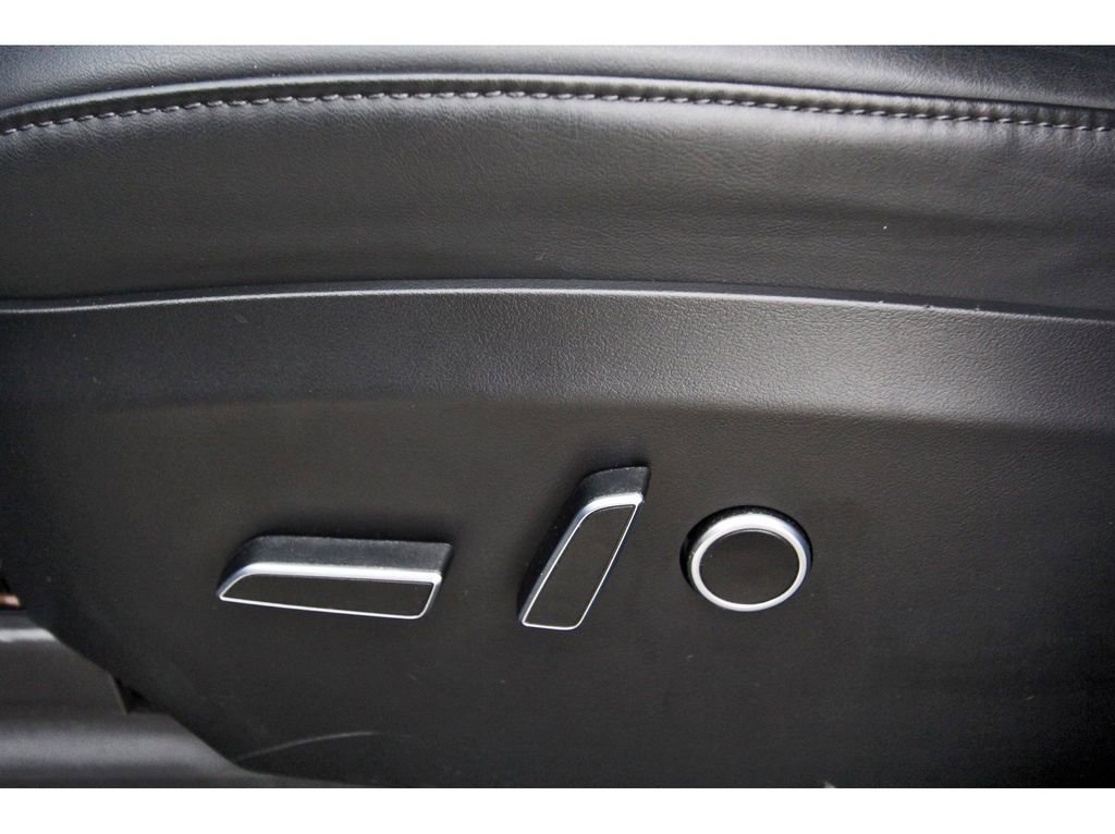 Used 2022 Tesla Model X AWD/4WD image 24