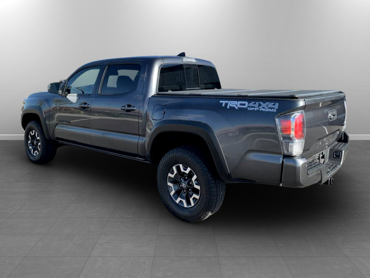 Used 2023 Toyota Tacoma TRD Off-Road w/ Technology Package AWD/4WD image 5