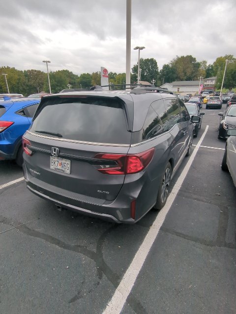 Used 2025 Honda Odyssey Elite image 7