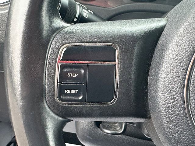 Used 2012 Jeep Compass Latitude image 21