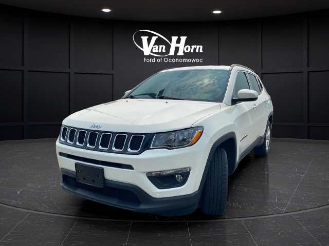 Used 2019 Jeep Compass Latitude AWD/4WD image 3