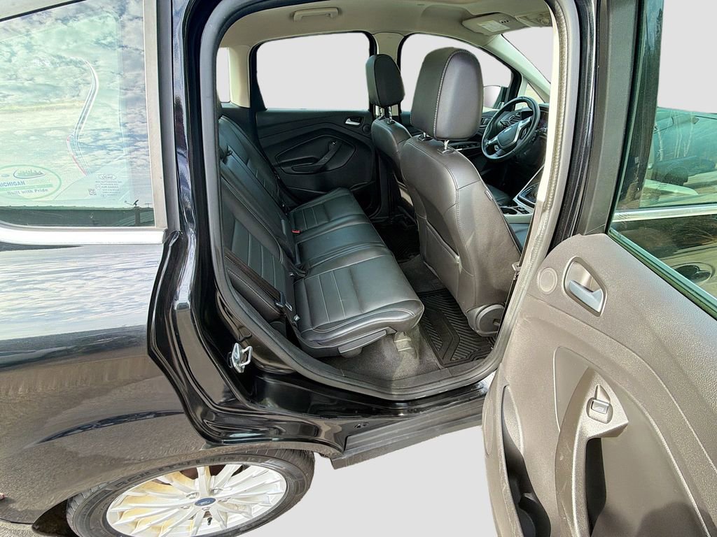 Used 2016 Ford C-MAX Energi SEL w/ Equipment Group 301A image 30