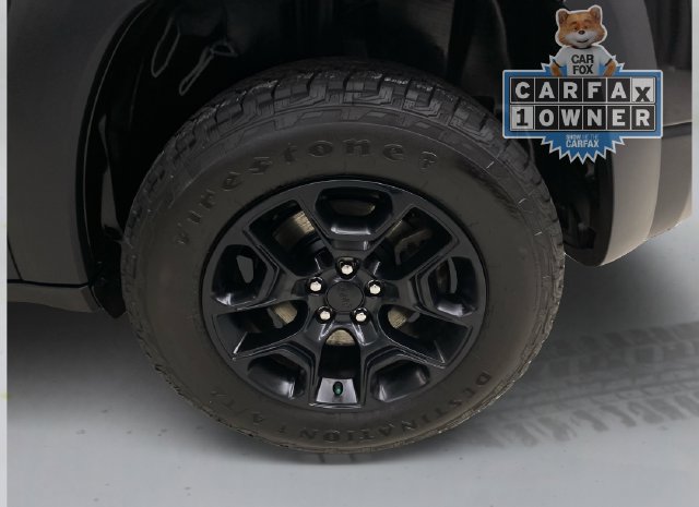 Used 2022 Jeep Cherokee Trailhawk w/ Trailer Tow Group AWD/4WD image 18