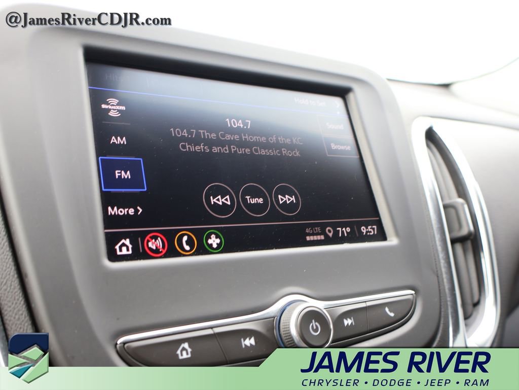 Used 2024 Chevrolet Equinox LT image 33