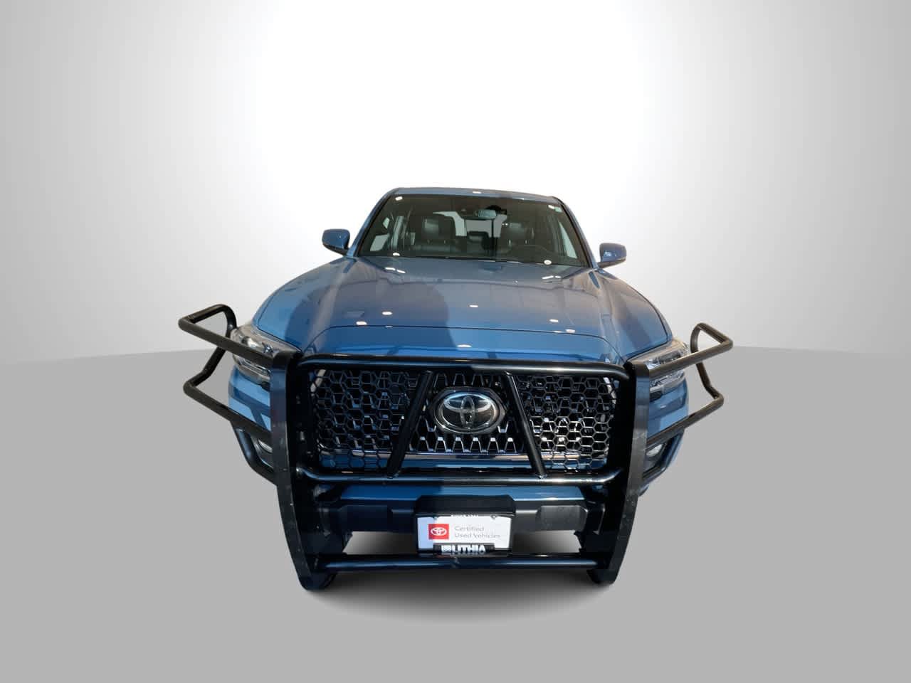 Used 2019 Toyota Tacoma TRD Off-Road AWD/4WD image 3