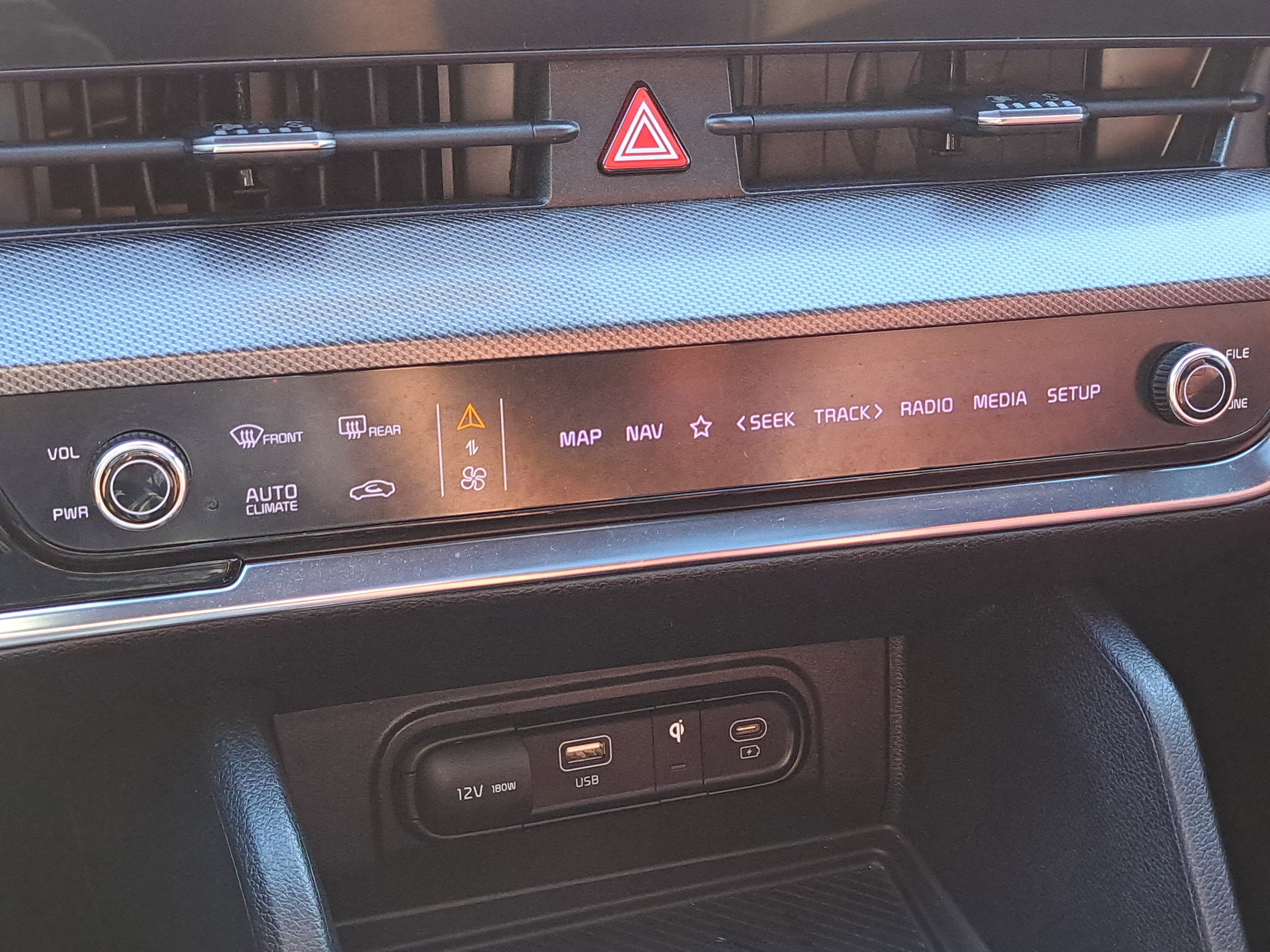 Used 2023 Kia Sportage SX image 23