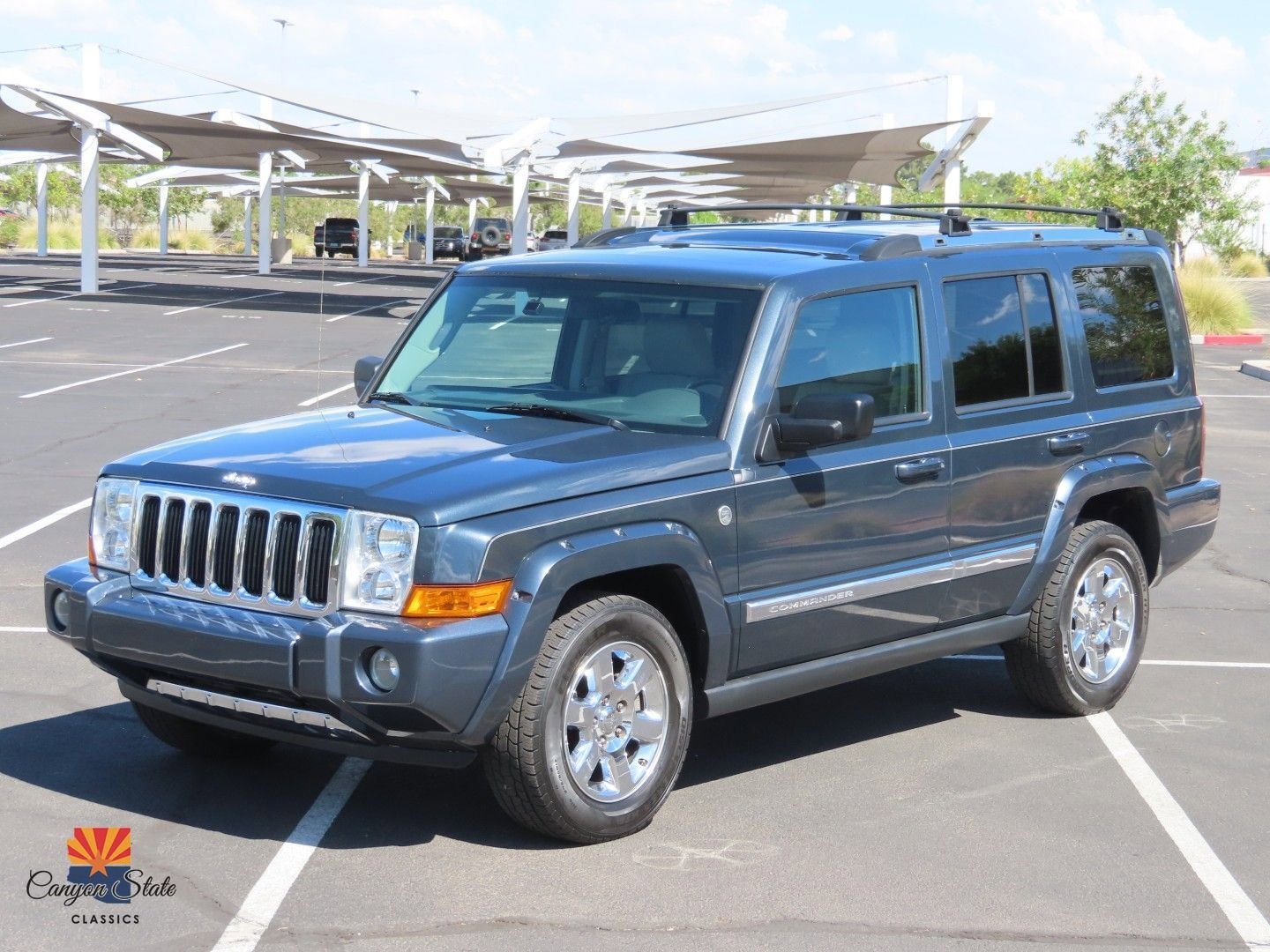Used 2006 Jeep Commander Limited w/ Trailer Tow Group IV image 9