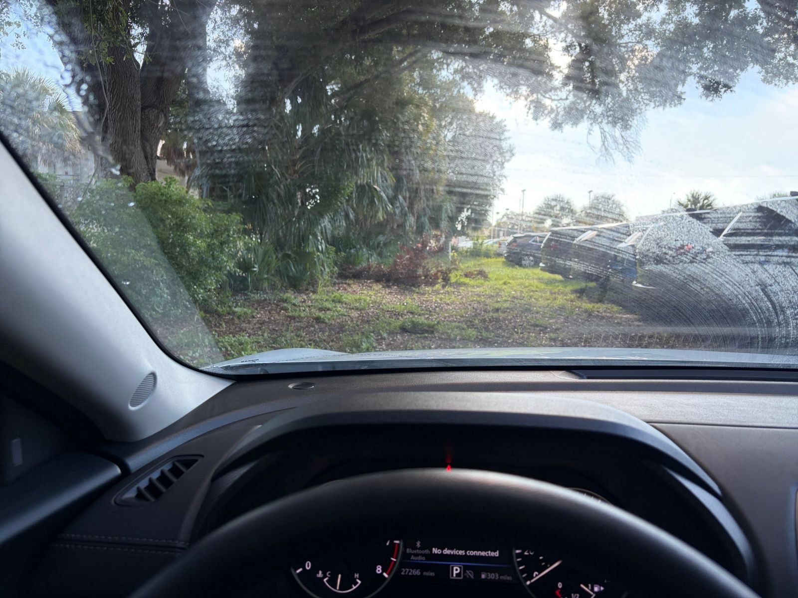 Used 2025 Nissan Sentra SV FWD image 31
