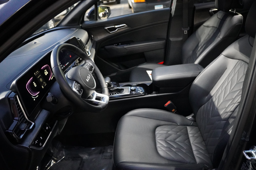 Certified 2024 Kia Sportage X-Line w/ X-Line Premium Package AWD/4WD image 15