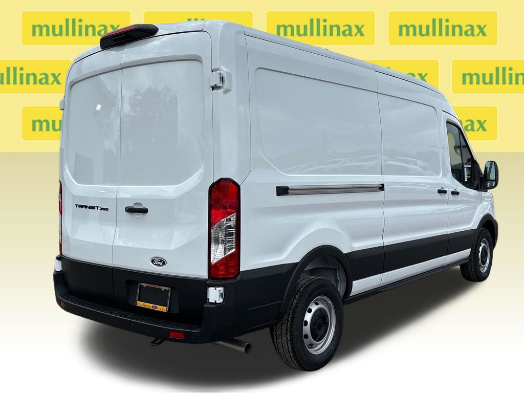 New 2026 Ford Transit 250 148 Medium Roof RWD image 4