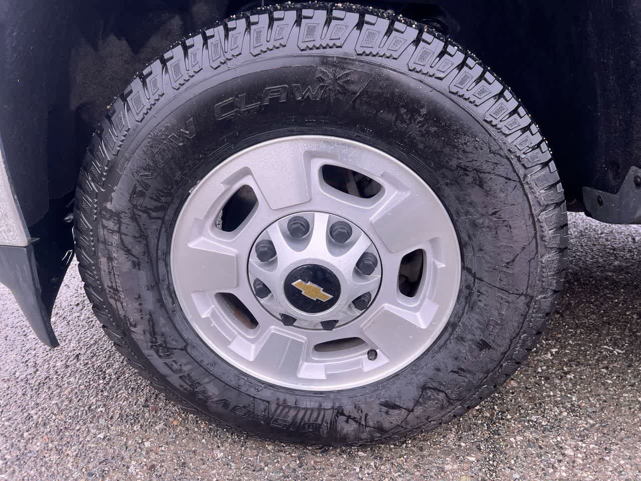 Used 2015 Chevrolet Silverado 2500 LT AWD/4WD image 10