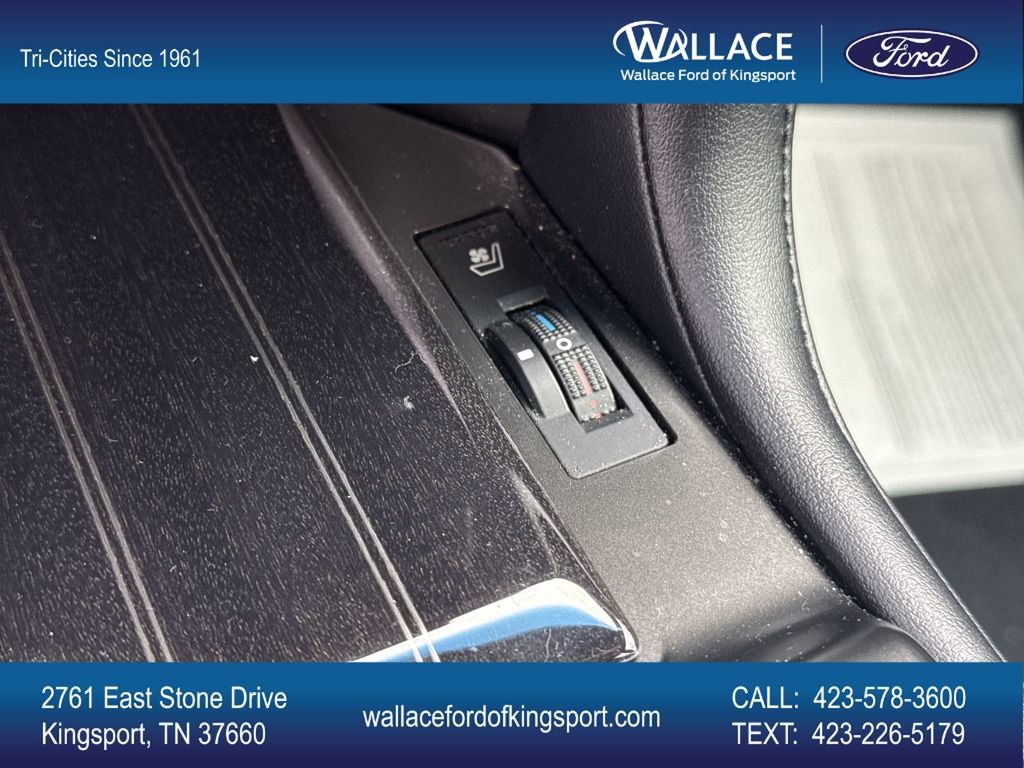 Used 2022 Lexus GX 460 Premium w/ Accessory Package image 36