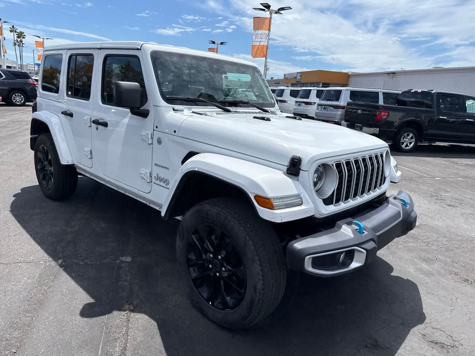 Used 2024 Jeep Wrangler Unlimited Sahara AWD/4WD image 7