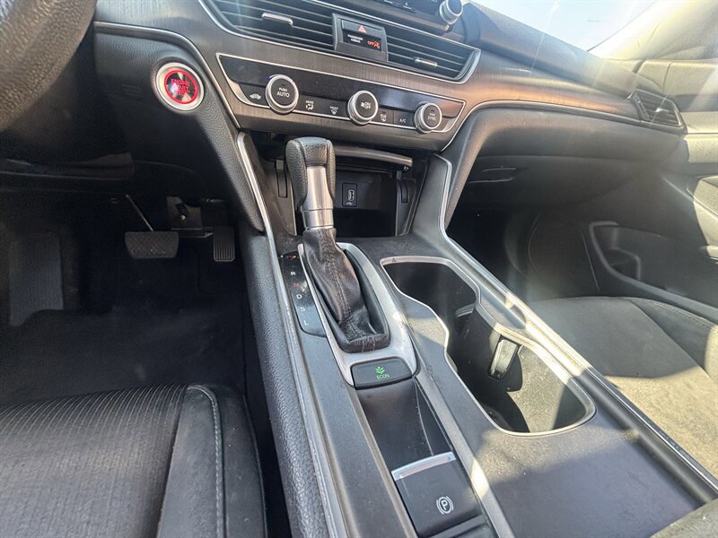 Used 2019 Honda Accord LX image 21