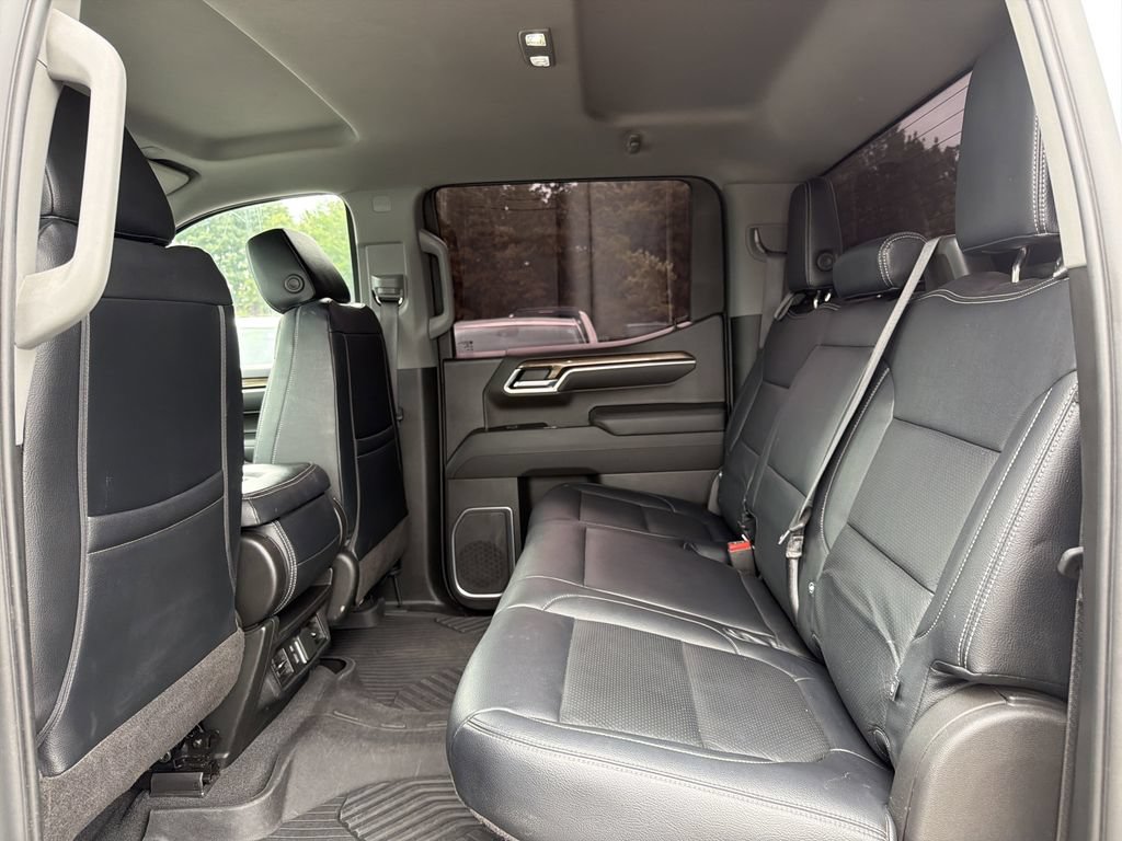 Used 2022 Chevrolet Silverado 1500 RST AWD/4WD image 13