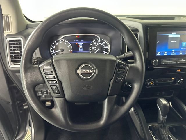 Used 2022 Nissan Frontier SV image 14
