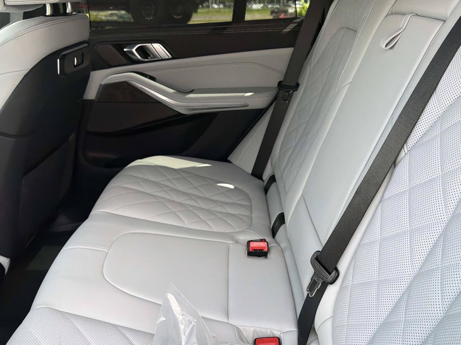 Certified 2026 BMW X5 xDrive40i AWD/4WD image 13