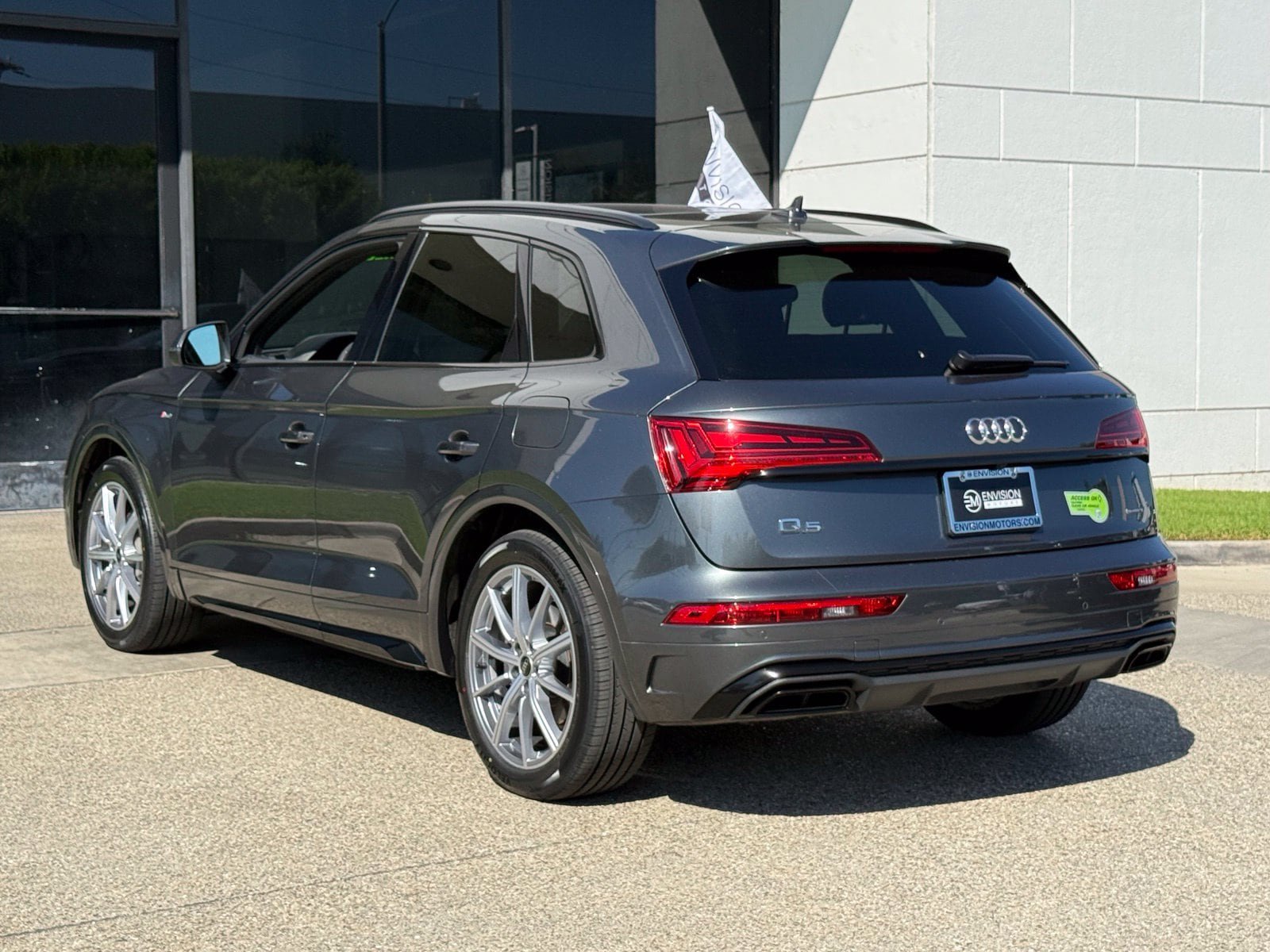 Used 2023 Audi Q5 e Premium Plus AWD/4WD image 10