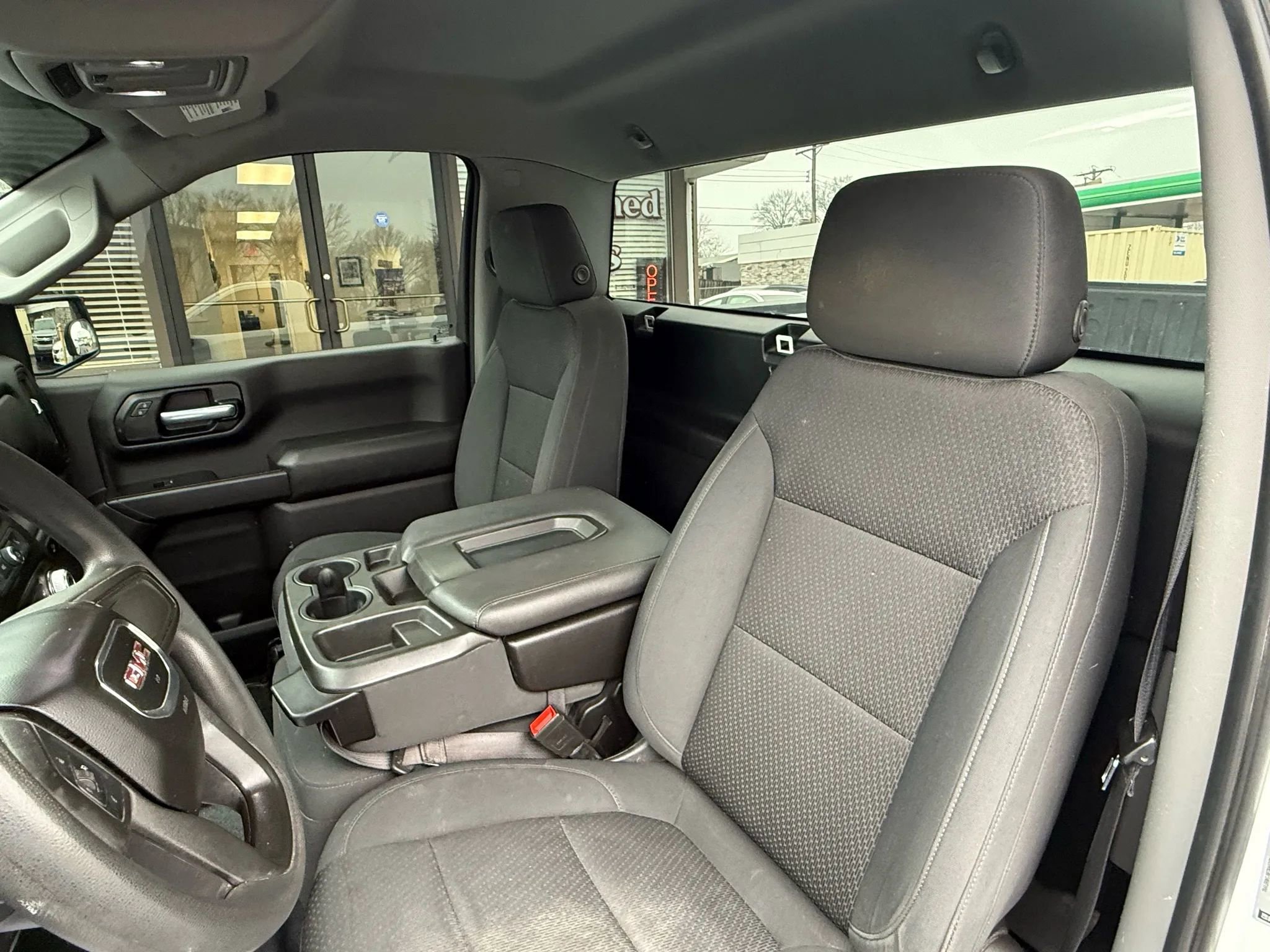 Used 2021 GMC Sierra 1500 2WD Regular Cab w/ Fleet Convenience Package image 17