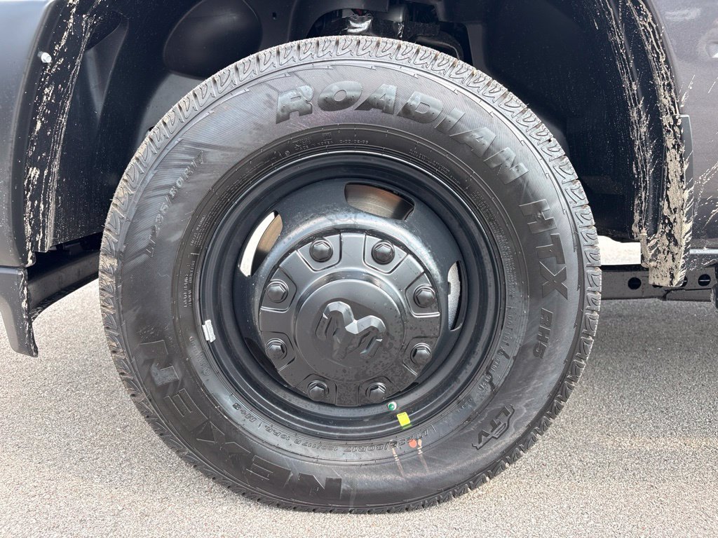 New 2027 RAM 3500 Tradesman AWD/4WD image 38