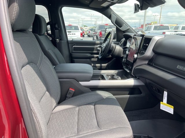 New 2026 RAM 1500 4x4 Crew Cab image 18