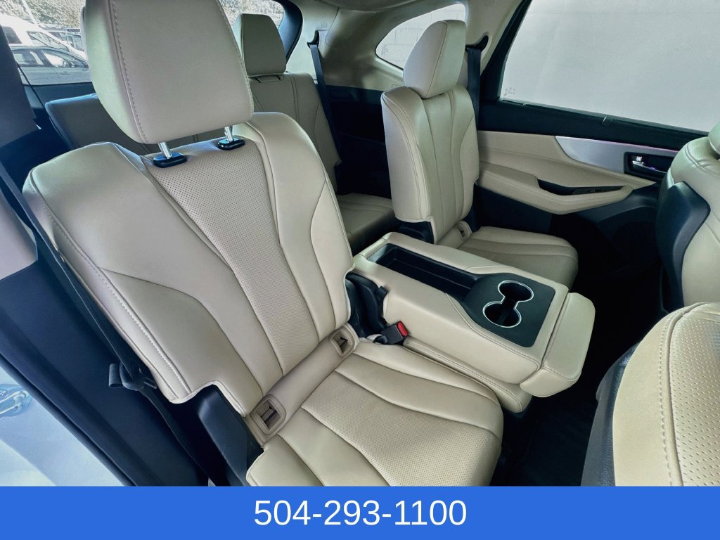 Used 2023 Acura MDX w/ Technology Package AWD/4WD image 31