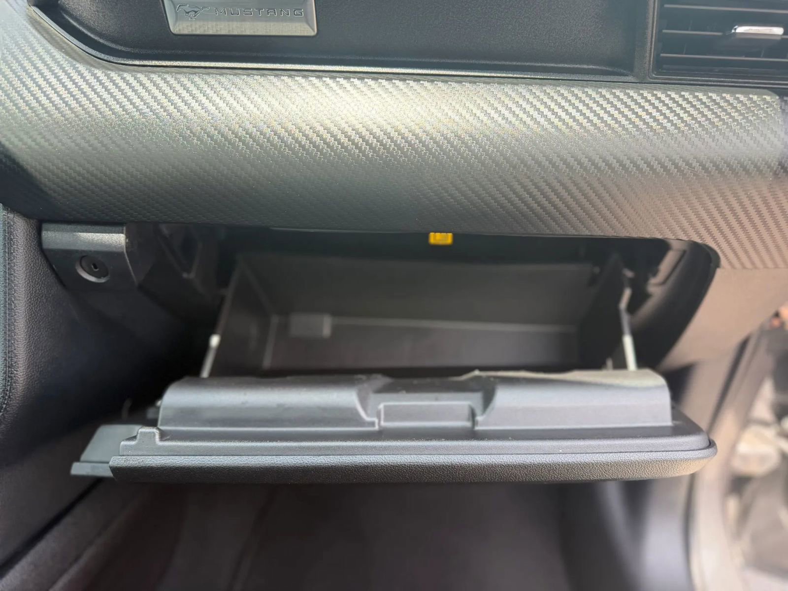 Used 2019 Ford Mustang Coupe image 12