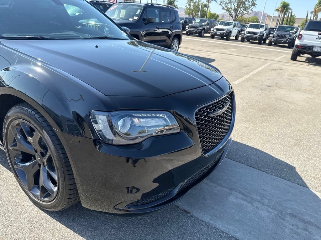 Used 2023 Chrysler 300 Touring w/ Sport Appearance Package RWD image 11