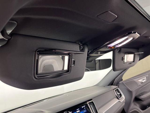 Used 2024 Volvo S60 B5 Plus FWD image 35