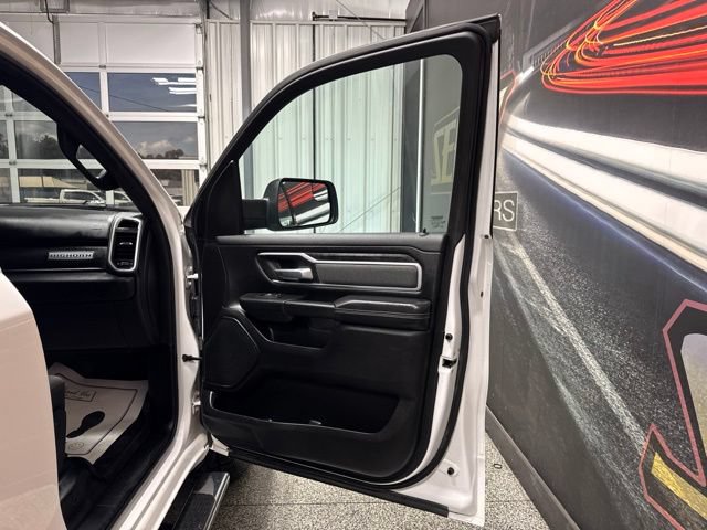 Used 2022 RAM 1500 Big Horn AWD/4WD image 27
