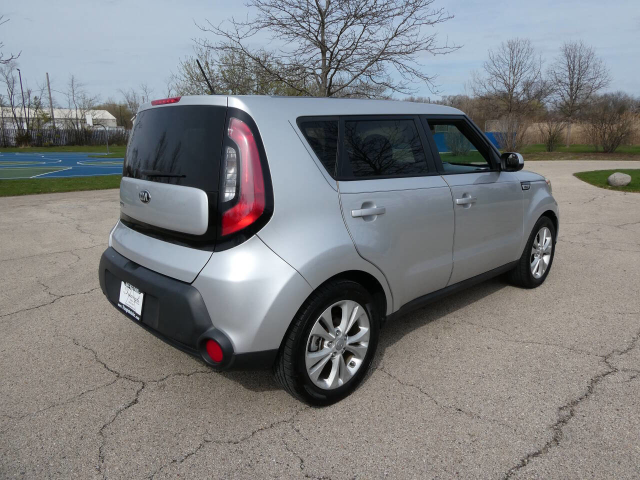 Used 2015 Kia Soul + image 5