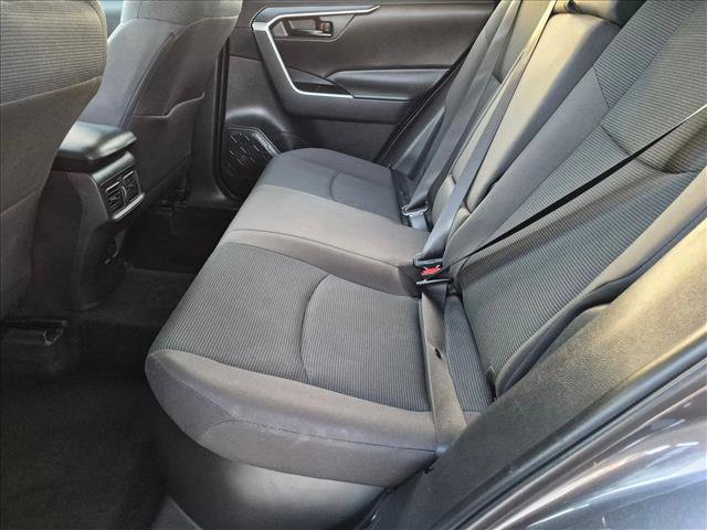 Certified 2022 Toyota RAV4 LE AWD/4WD image 15