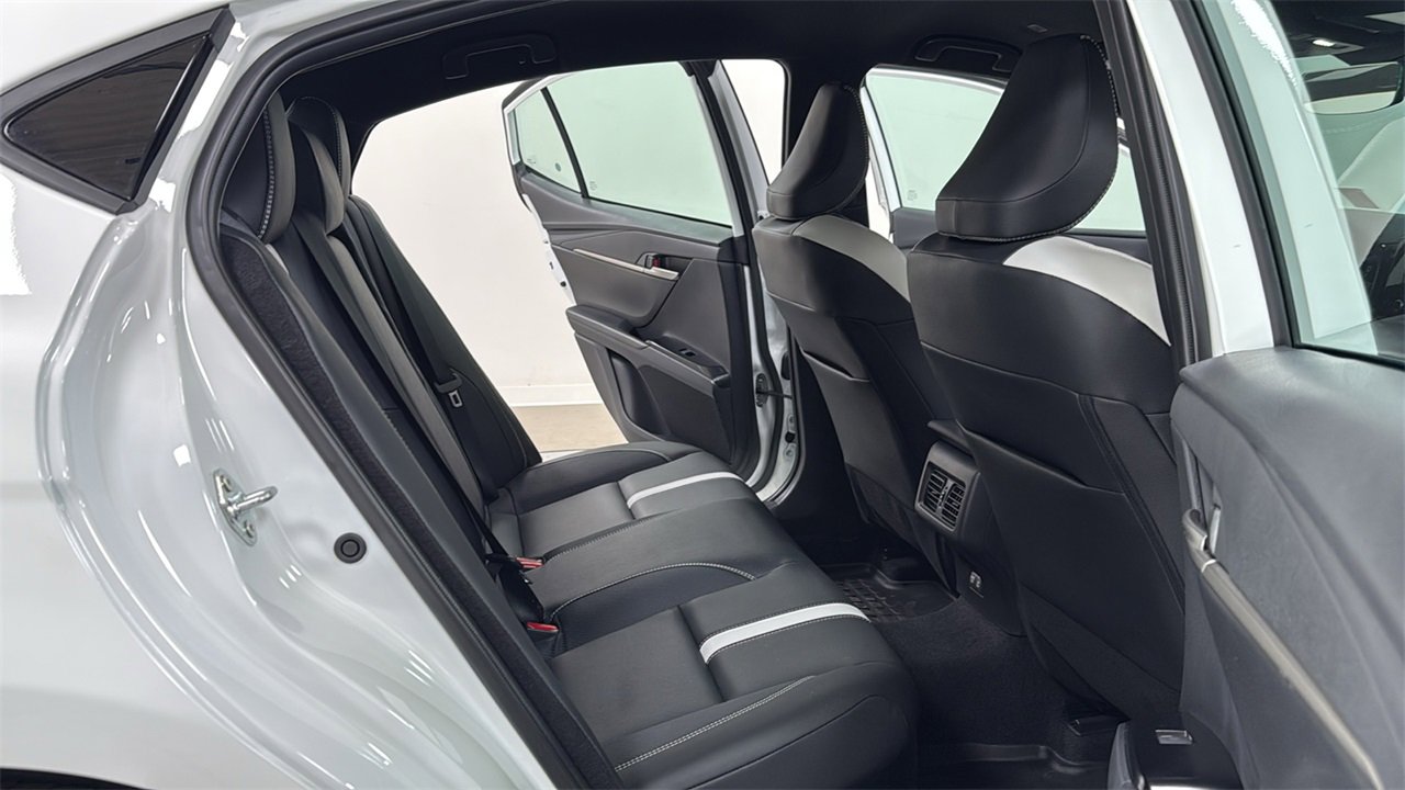 Certified 2025 Toyota Camry SE image 17